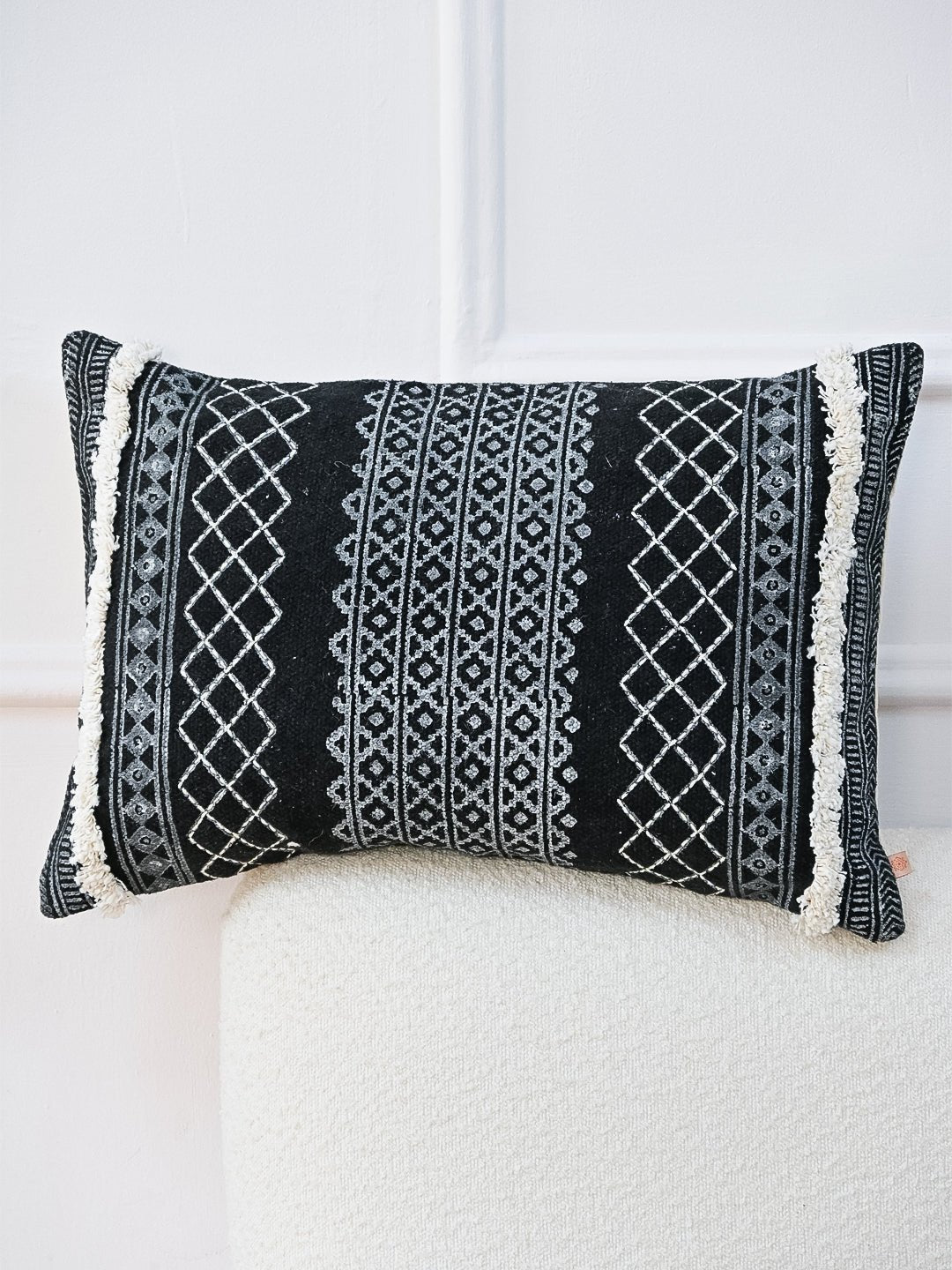 PAXTON - LUMBAR CUSHION COVER - ART AVENUE