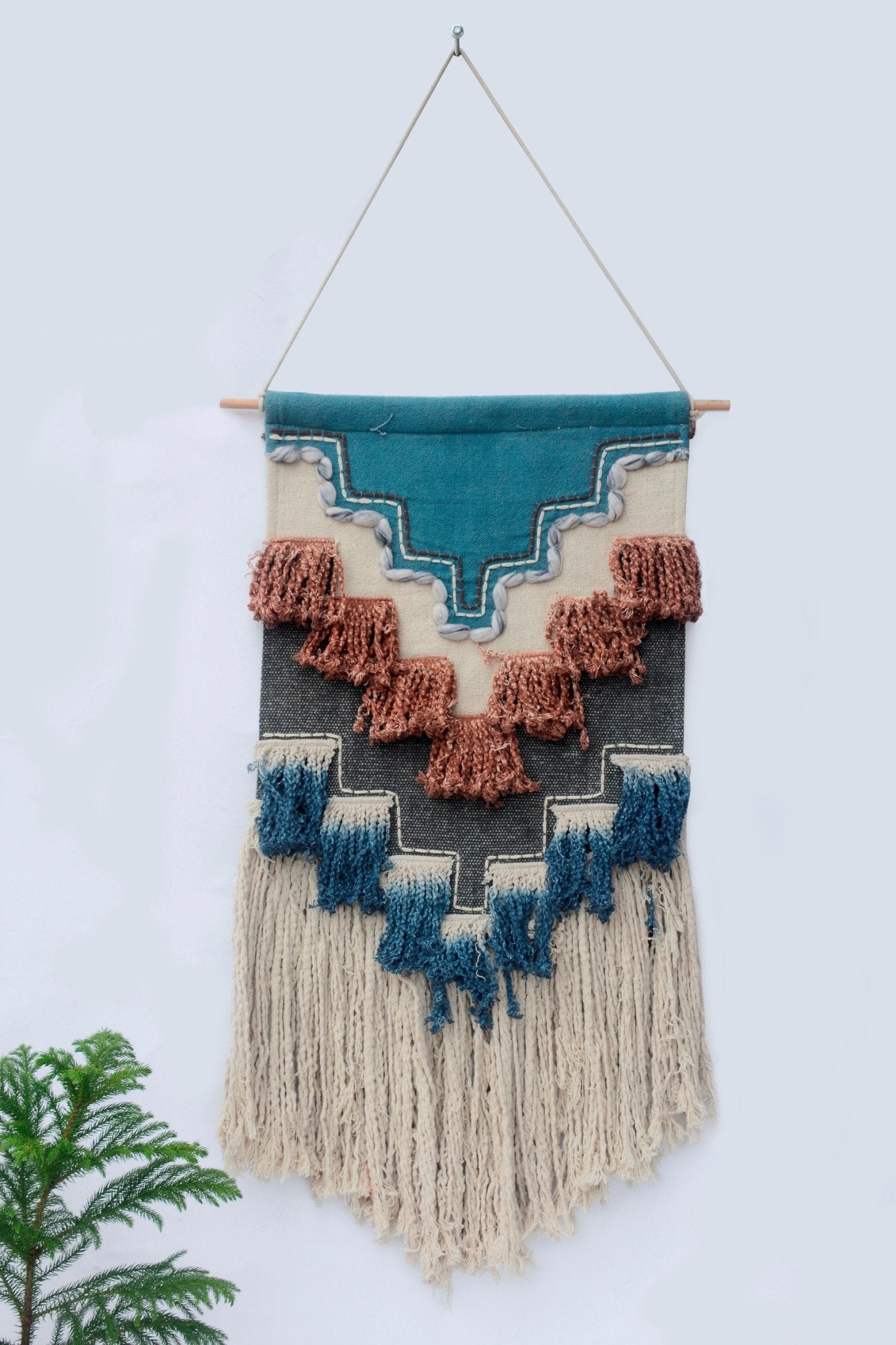 RADIATOR - WALL HANGING - ART AVENUE
