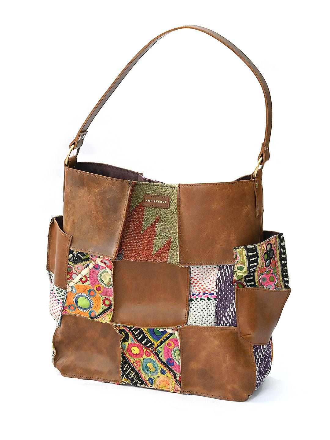 Vagator vintage patchwork handbag lifestyle — Art Avenue