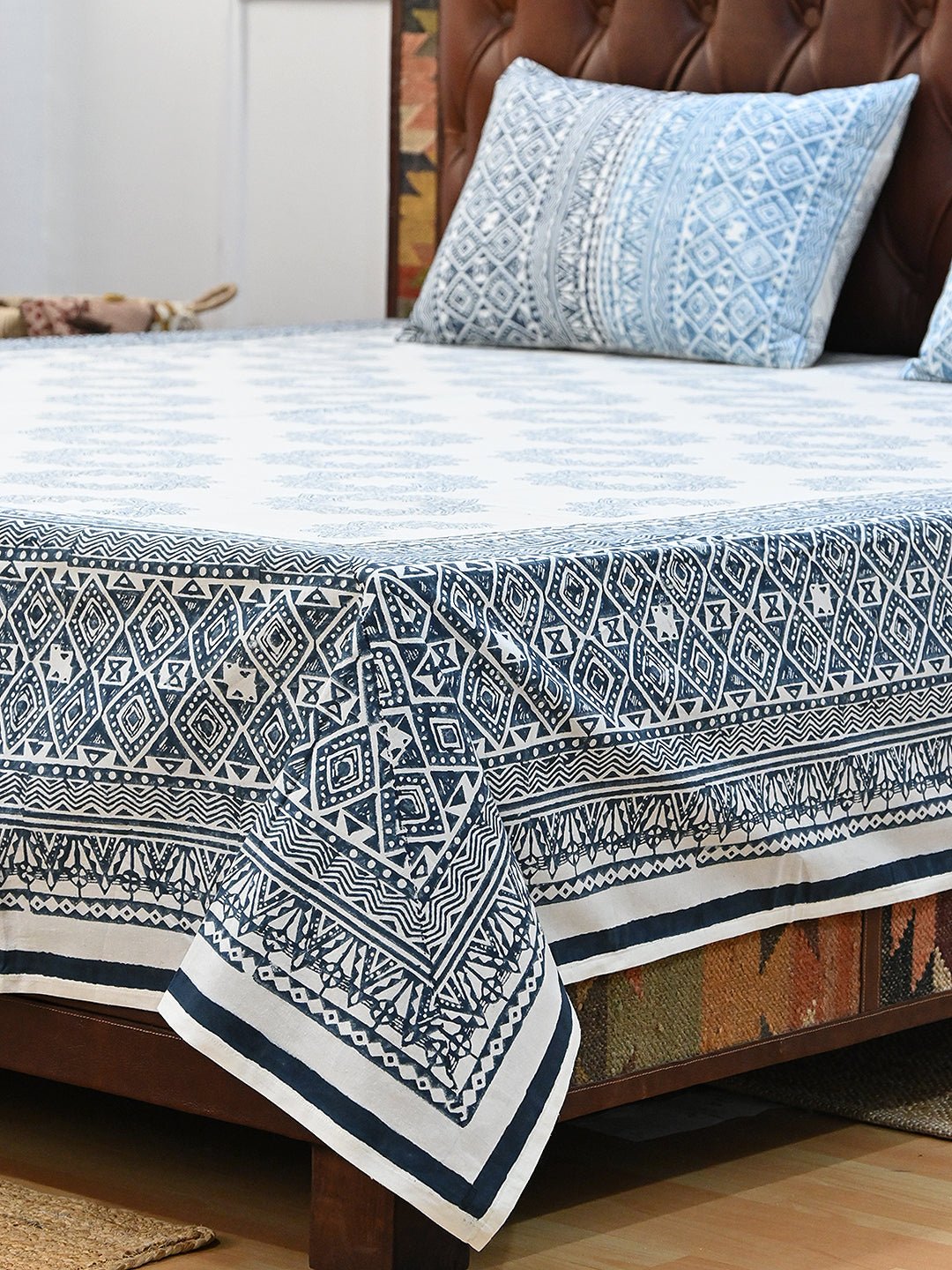 SUNFLOWER BLUE GEOMETRIC COTTON PRINTED DOUBLE BEDSHEET WITH PILLOW - ART AVENUE