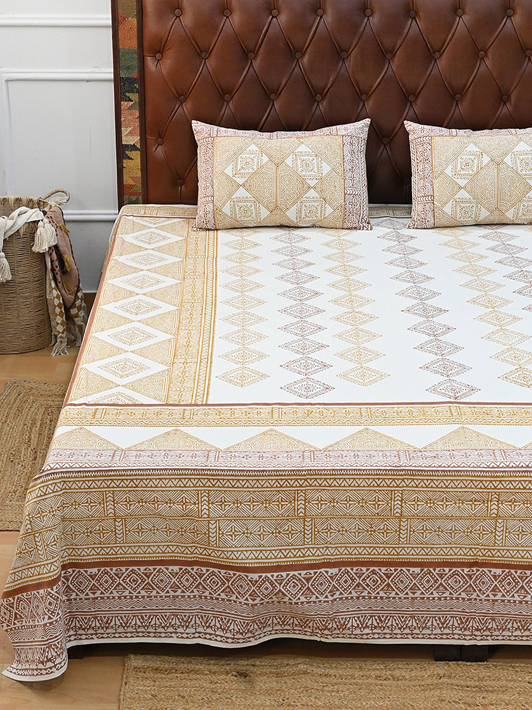 GEOMETRIC EARTHY TONE COTTON PRINTED DOUBLE BEDSHEET WITH PILLOW - ART AVENUE