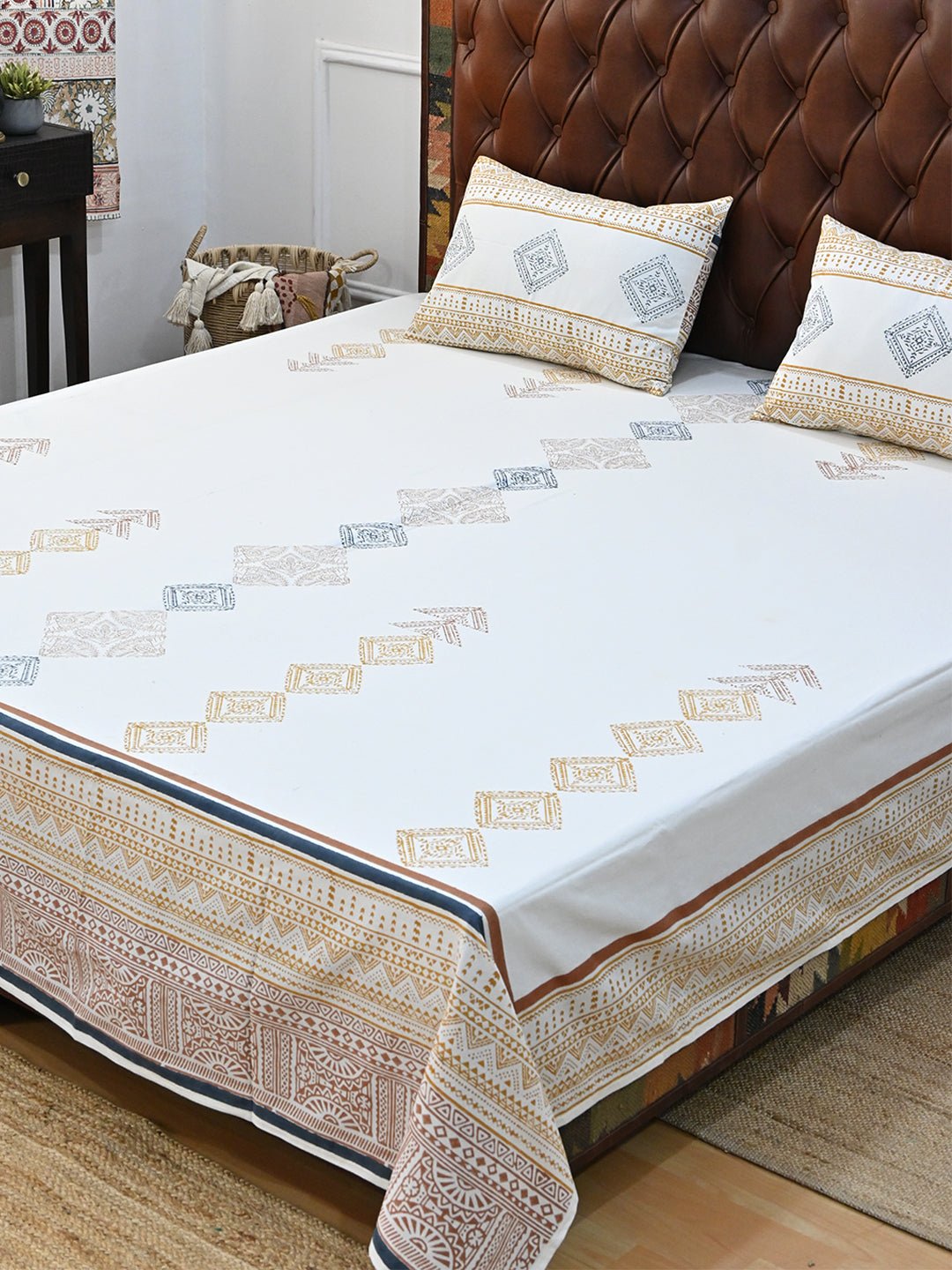 EUPHORIA COTTON PRINTED DOUBLE BEDSHEET WITH PILLOW - ART AVENUE
