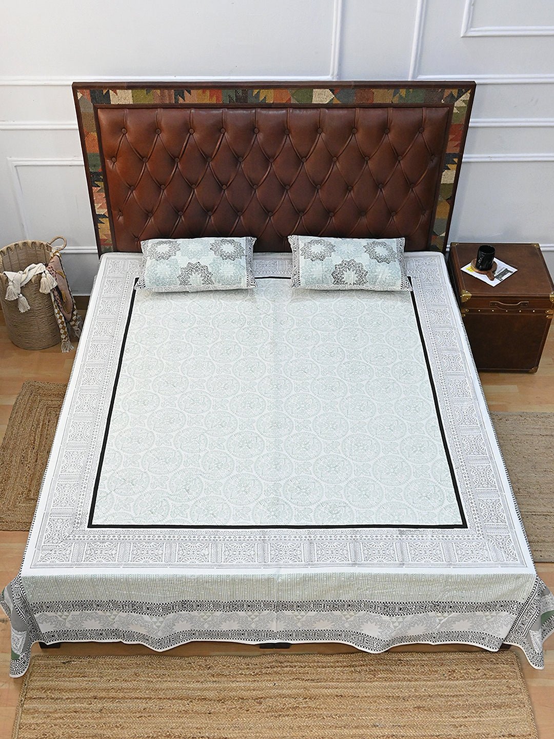 GREY LUXURIOUS COTTON PRINTED DOUBLE BEDSHEET WITH PILLOW - ART AVENUE