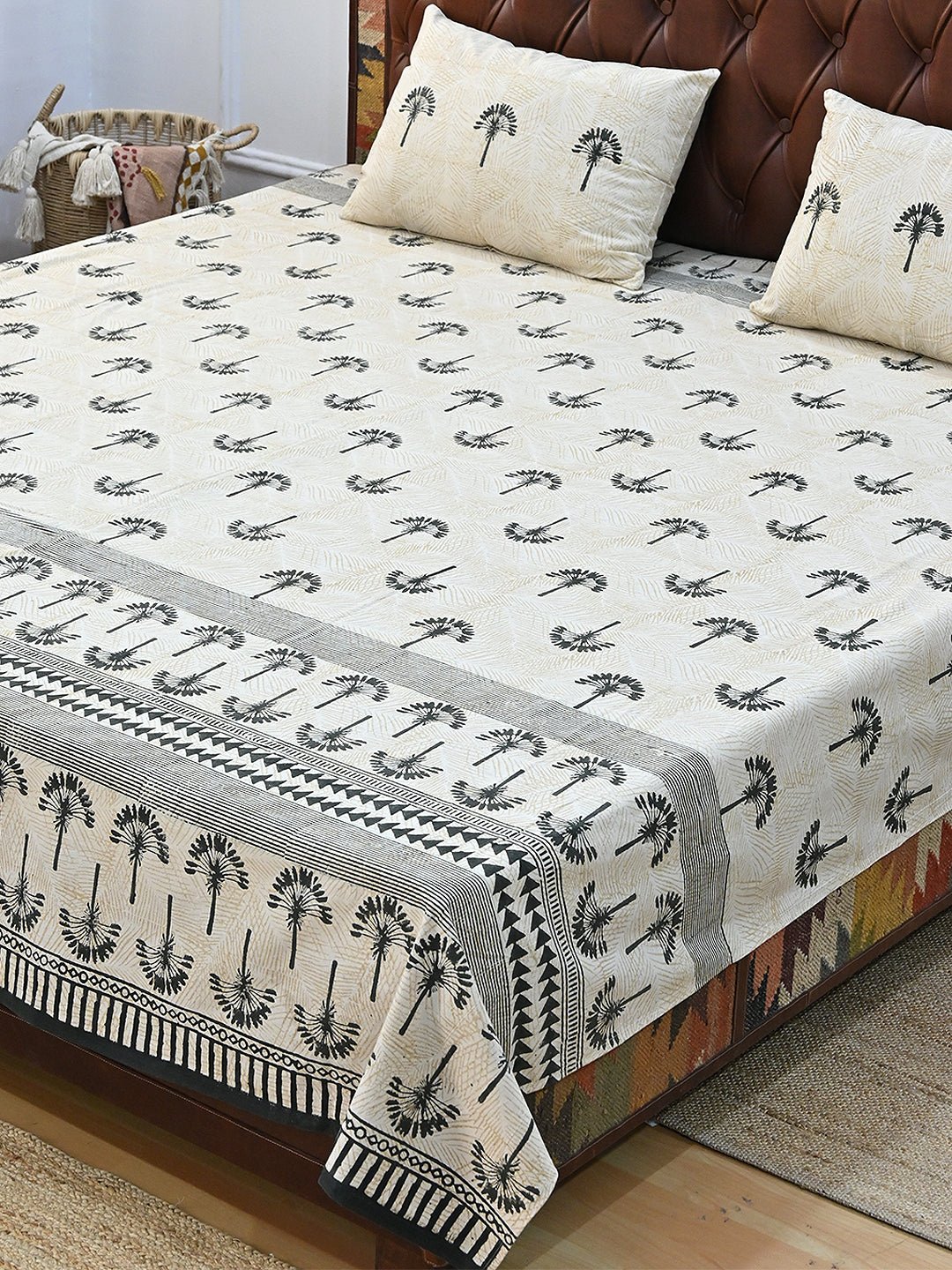 BLACK PALM TREE COTTON PRINTED DOUBLE BEDSHEET WITH PILLOW - ART AVENUE