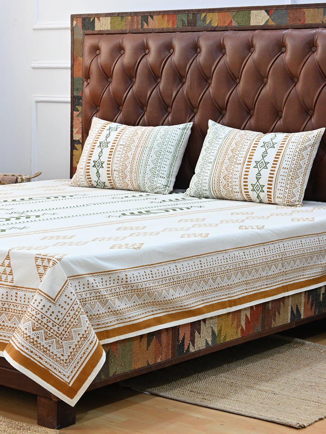 EROSEBRIDAL COTTON PRINTED DOUBLE BEDSHEET WITH PILLOW - ART AVENUE