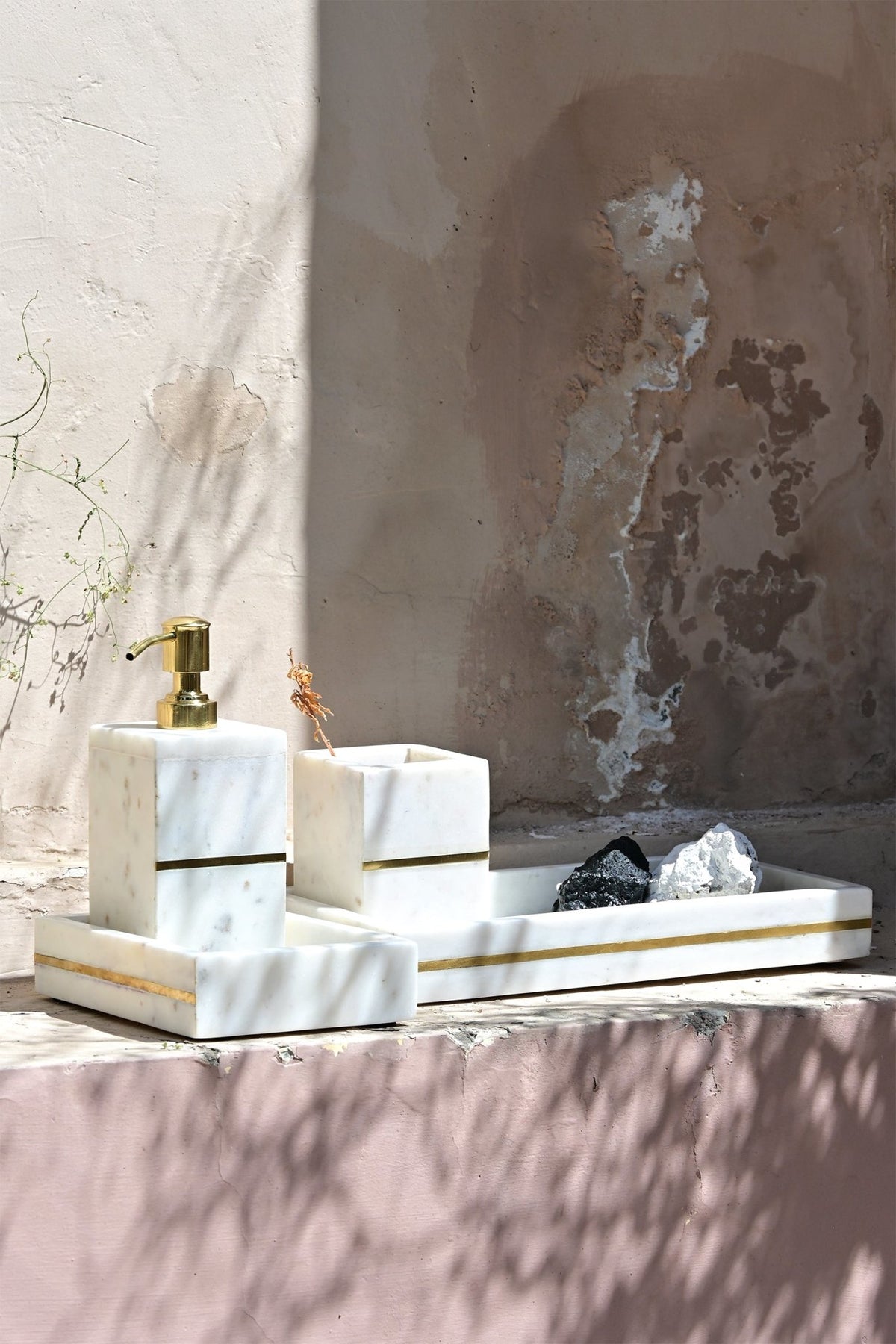 FLORENCE WHITE MARBLE BATHROOM SET - ART AVENUE