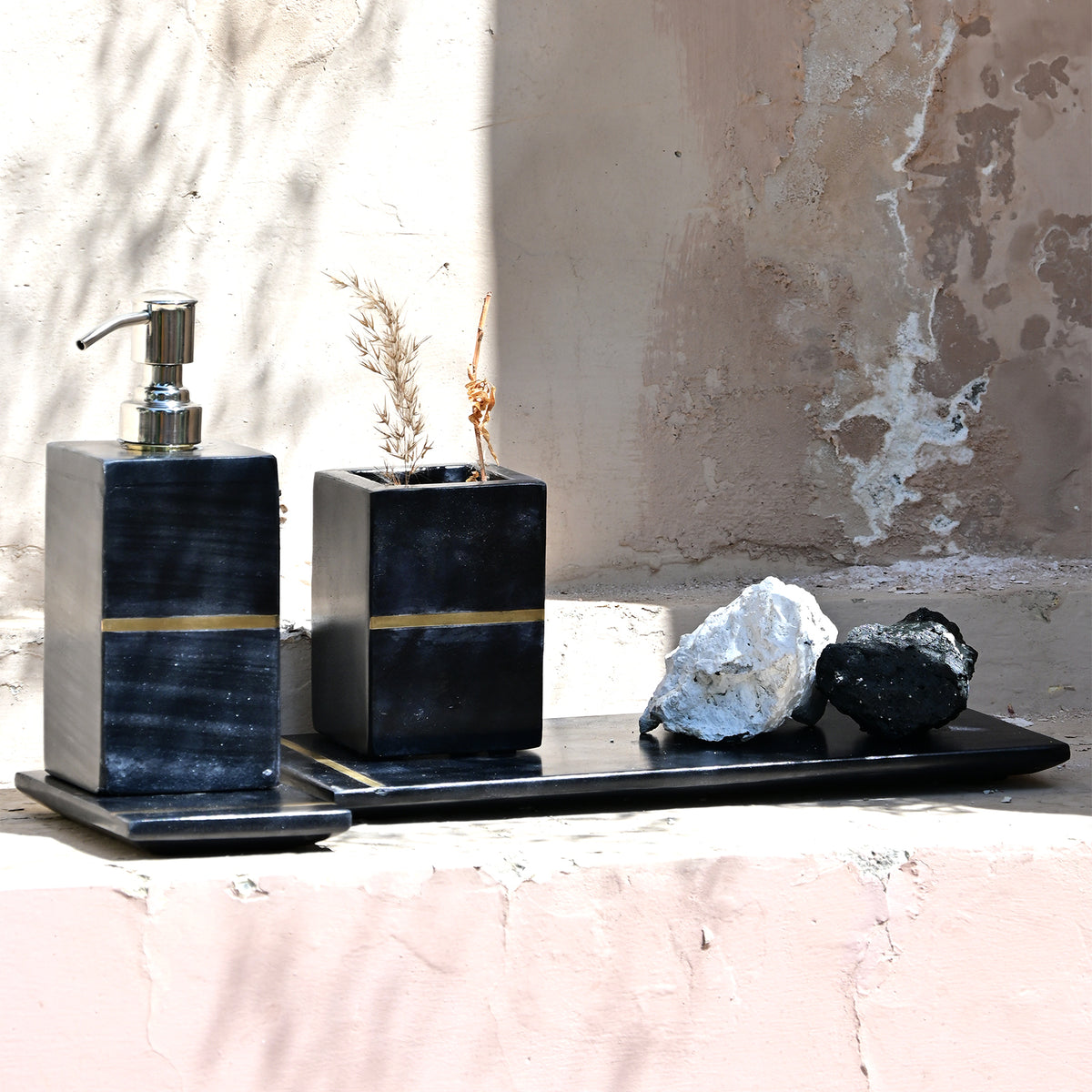 STARLIGHT BLACK MARBLE BATHROOM SET - ART AVENUE