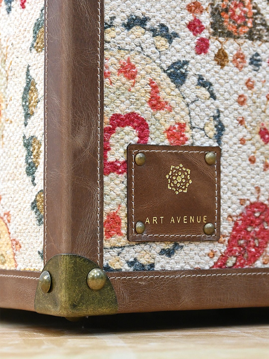 UTOPIA - COTTON PRINTED DURRIE & LEATHER TURNK - ART AVENUE