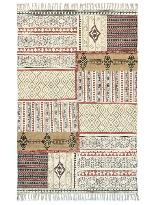 Block-Printed Cotton Dhurrie Rug in Black & Red Traditional — Art Avenue