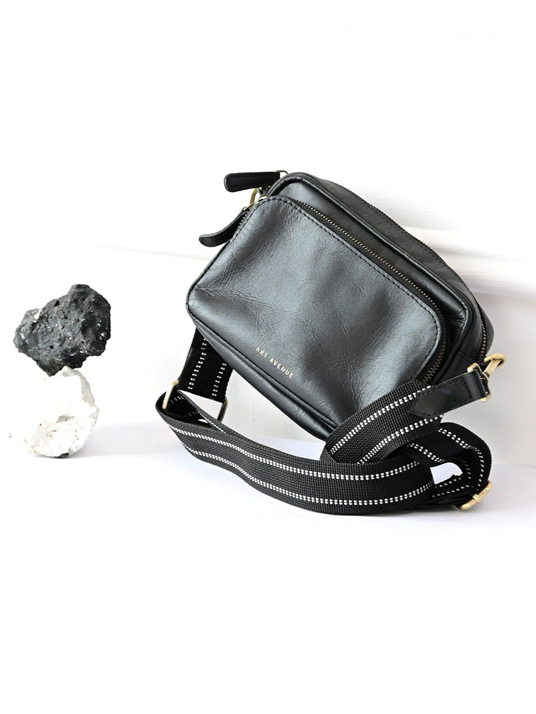 Harisson black sling bag side view — Art Avenue