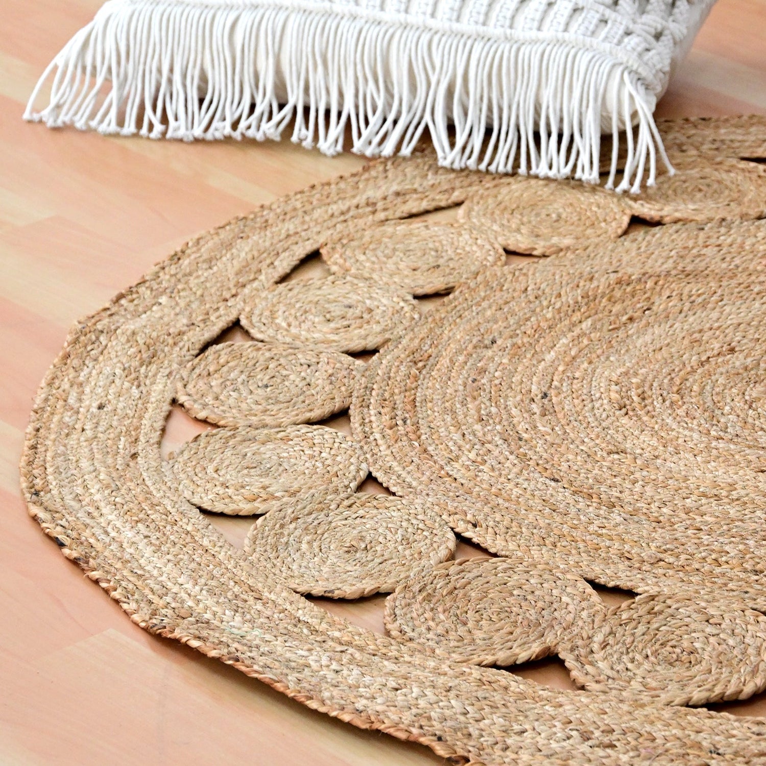 ENGAGE - ROUND JUTE RUG - ART AVENUE
