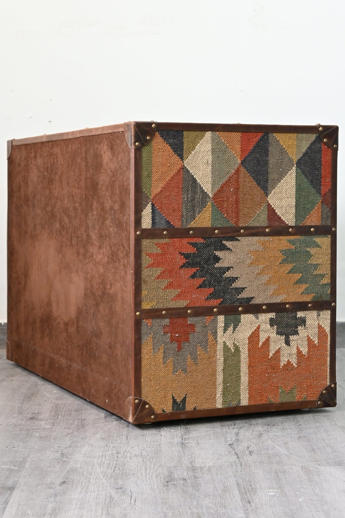 AMELIA CHEST OF DRAWERS - KILIM AND LEATHER - ART AVENUE