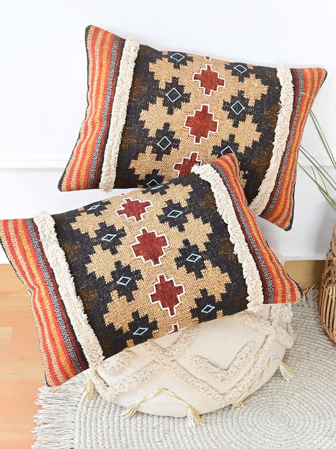 KALMIA - LUMBAR CUSHION COVER - ART AVENUE