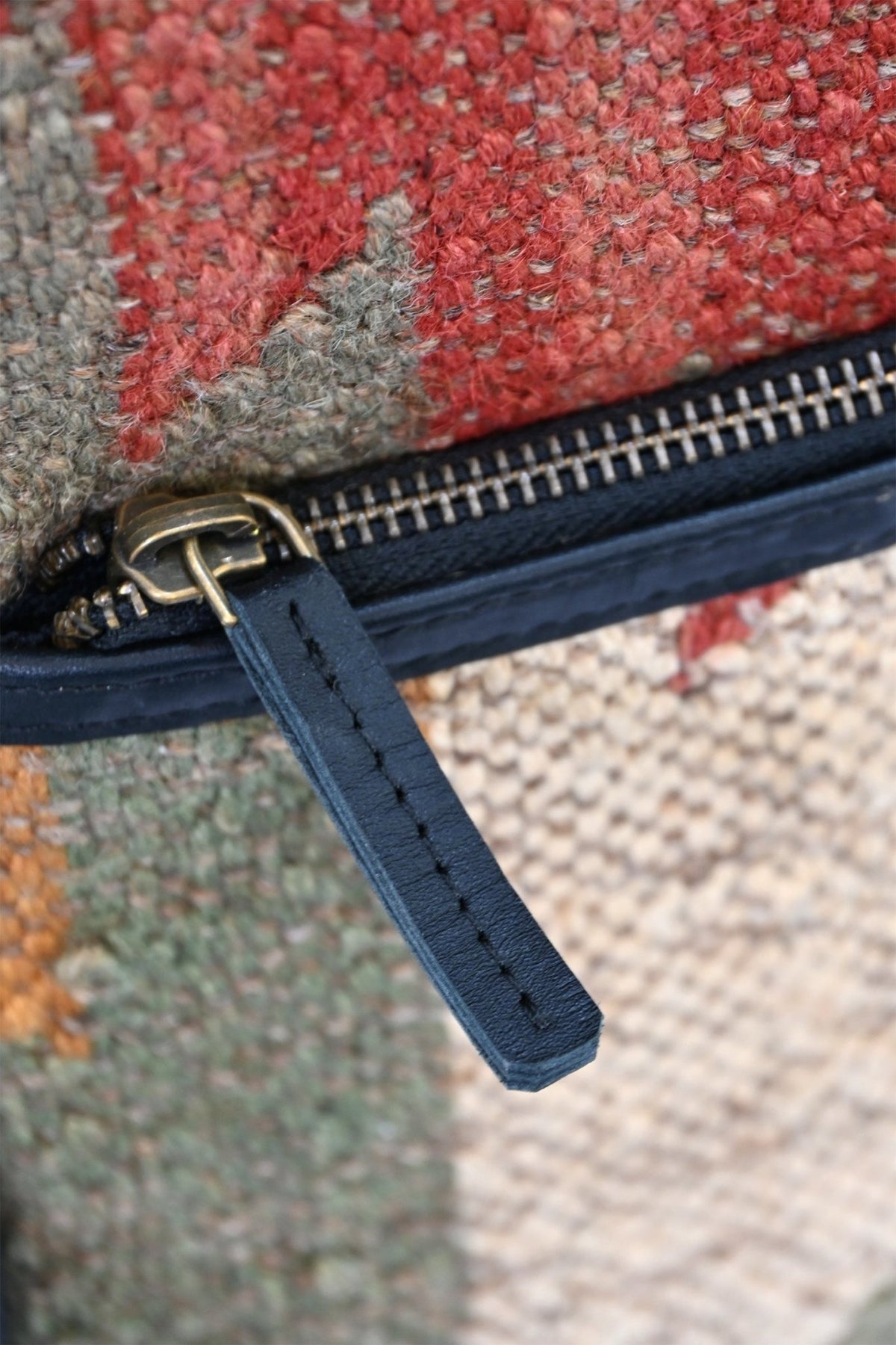GAVIEN - KILIM & LEATHER LAPTOP BAG - ART AVENUE