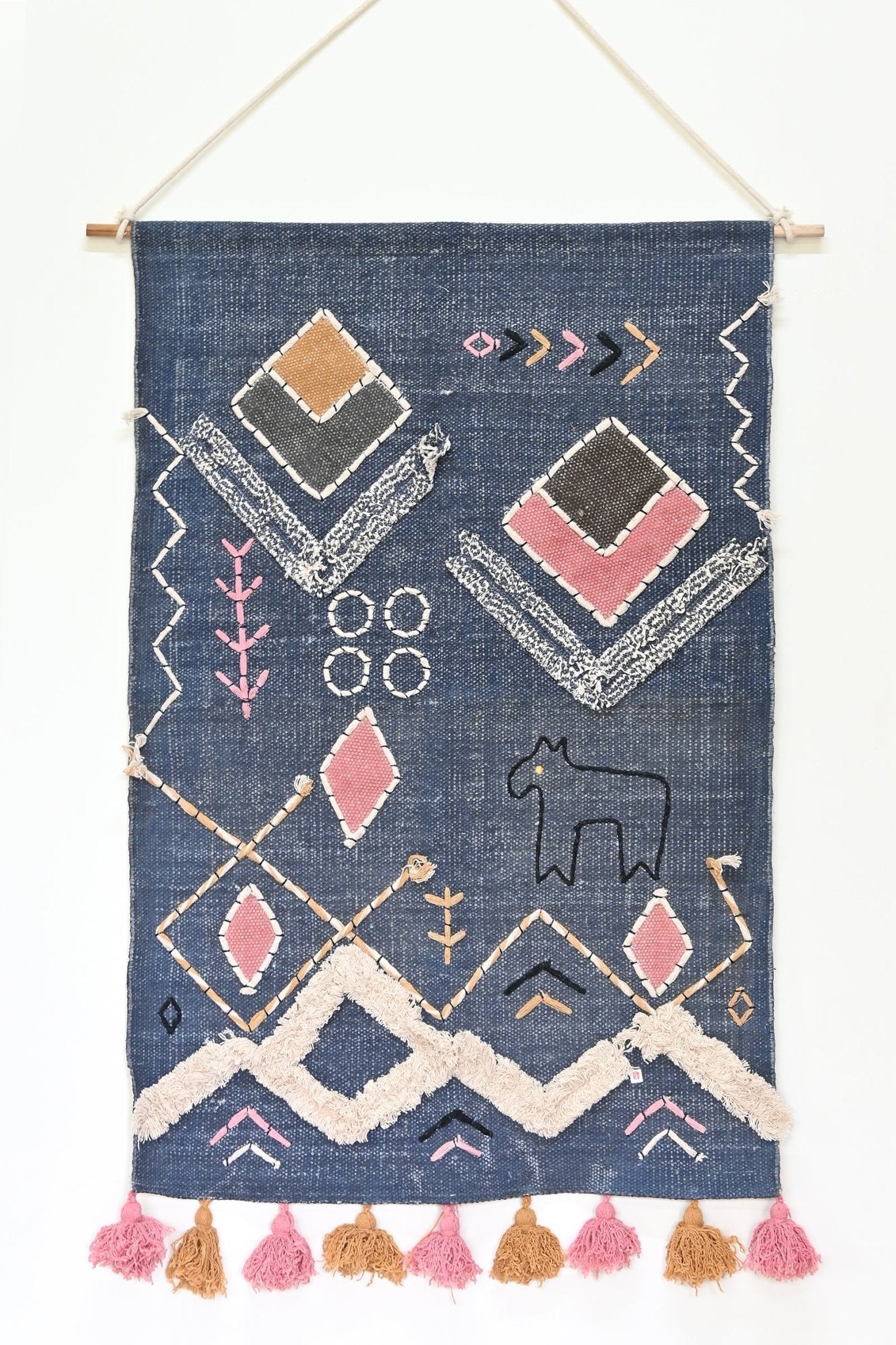 RANDOM - WALL HANGING - ART AVENUE