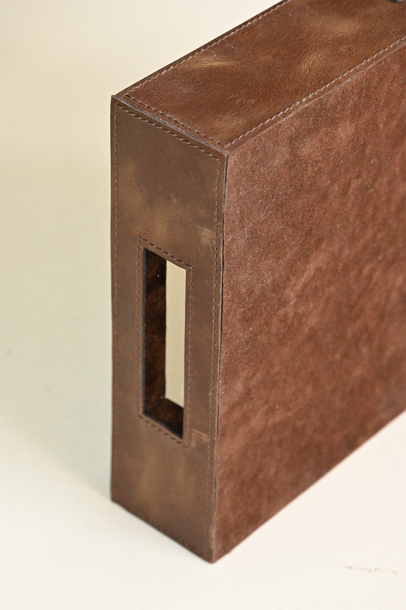 CARROTY - LEATHER & COTTON PRINTED DURRIE TRAY - ART AVENUE