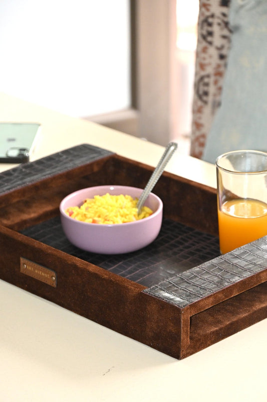 CARMINE - LEATHER TRAY - ART AVENUE