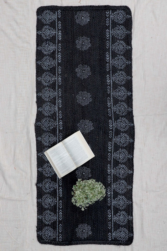 Basic braided floor runner — black handmade in Jaipur