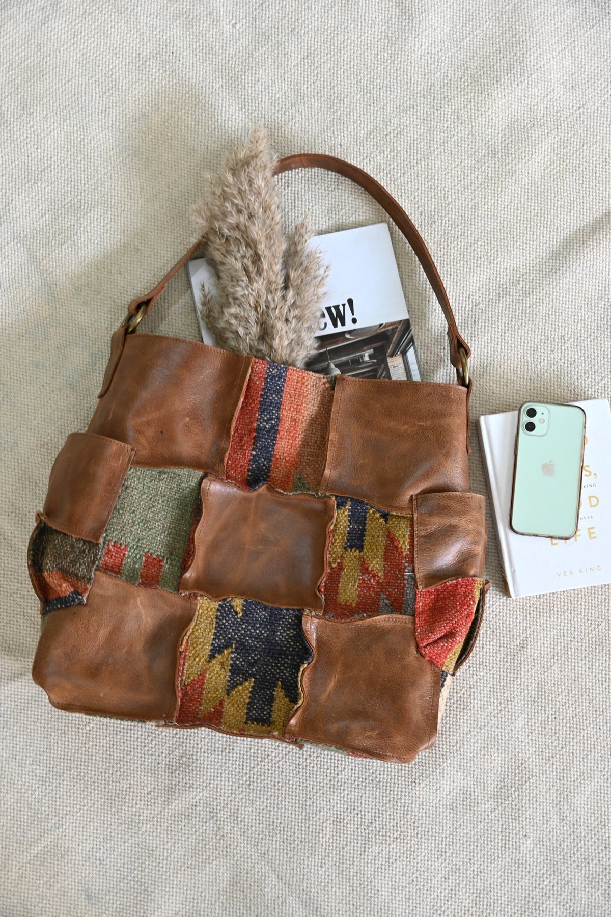 Behoove handbag on model — Art Avenue