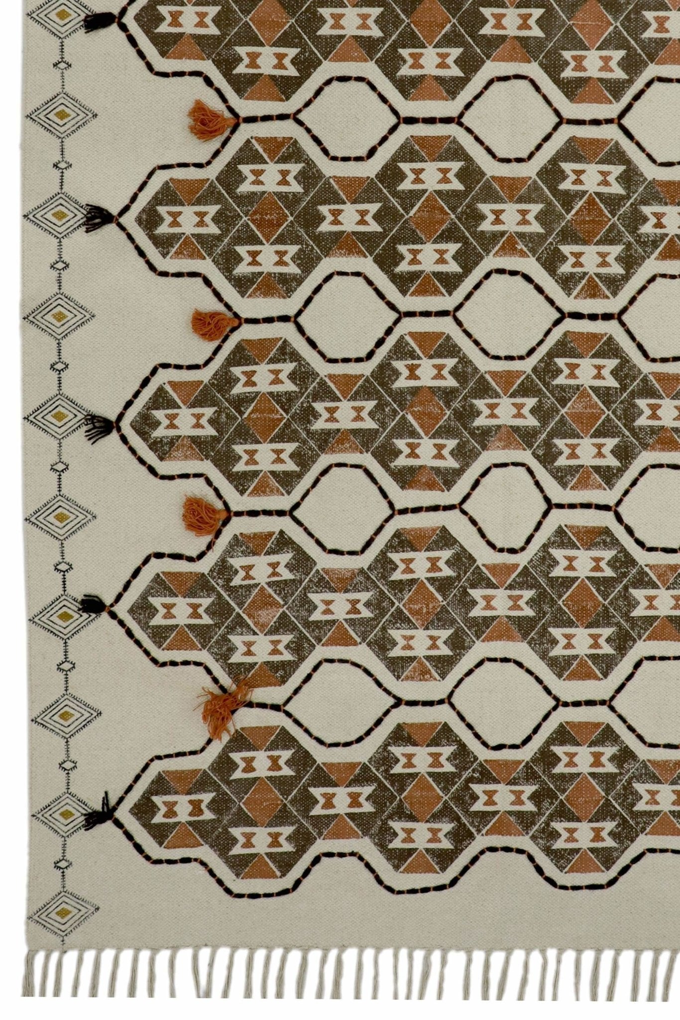 Bhiwadi block-printed rug room setting — Art Avenue India