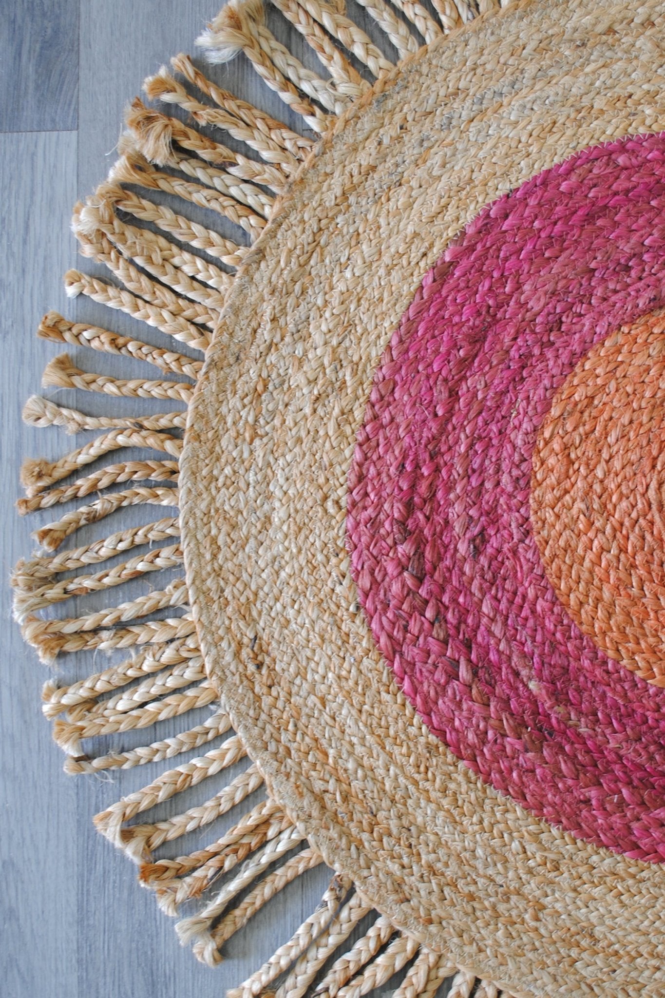 CARMINE - ROUND JUTE RUG - ART AVENUE