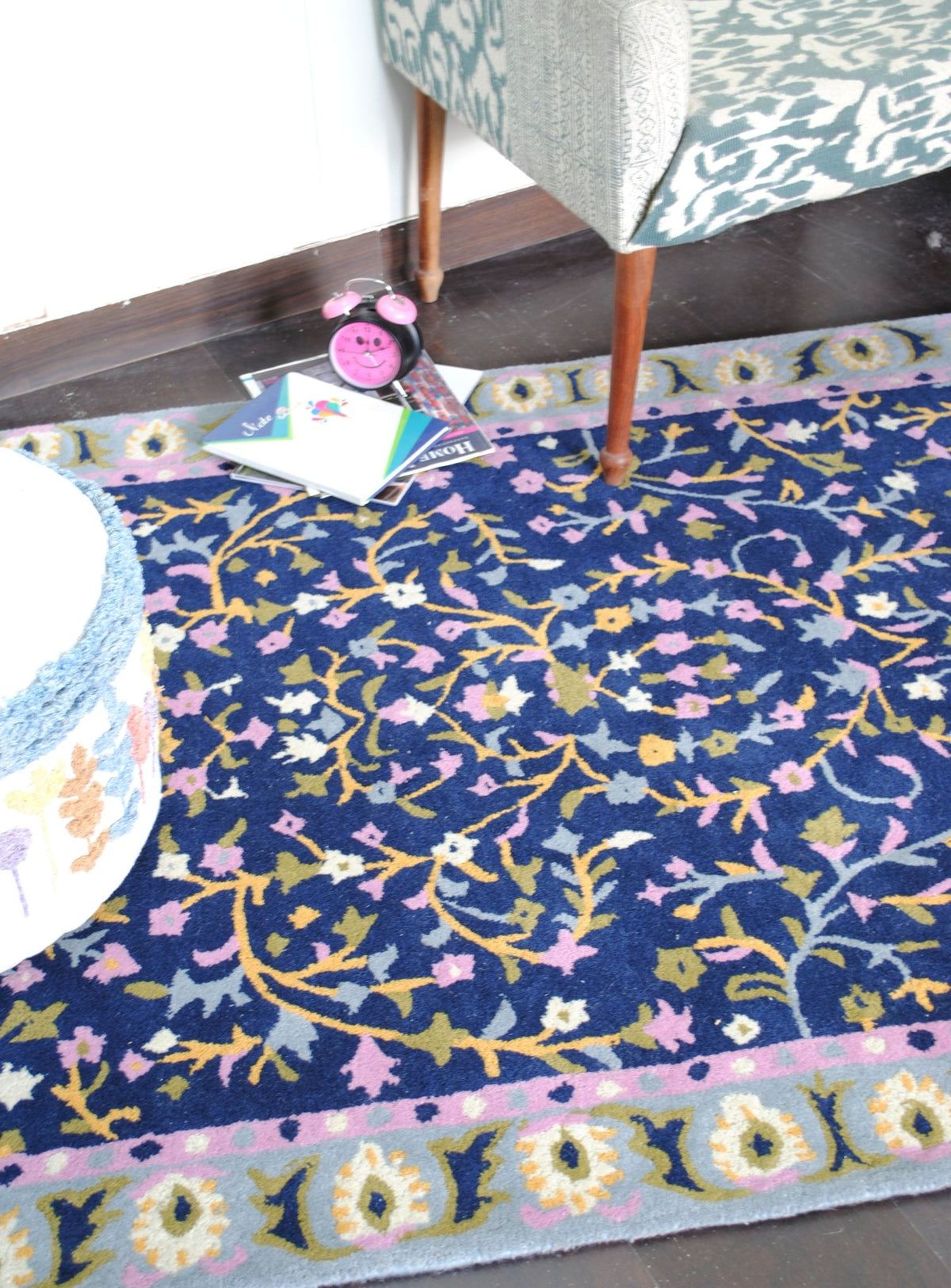 CLAUS HANDTUFTED WOOL CARPET - ART AVENUE