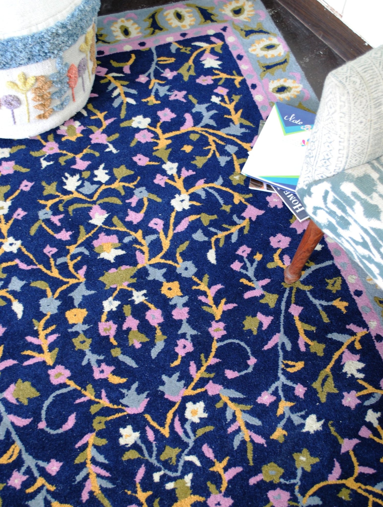 CLAUS HANDTUFTED WOOL CARPET - ART AVENUE