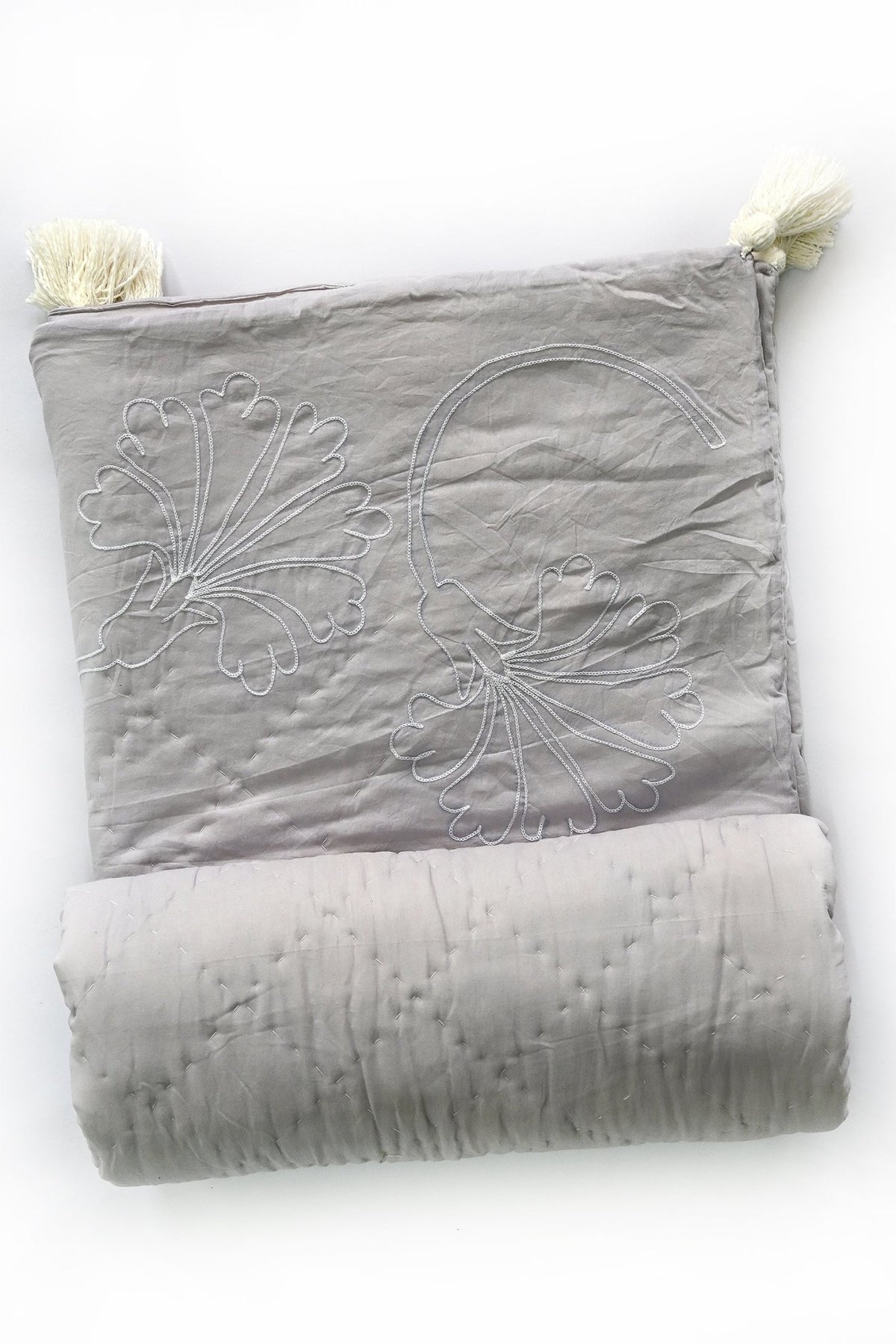 EVERETT QUILT/RAZAI SET WITH PILLOW COVERS - ART AVENUE