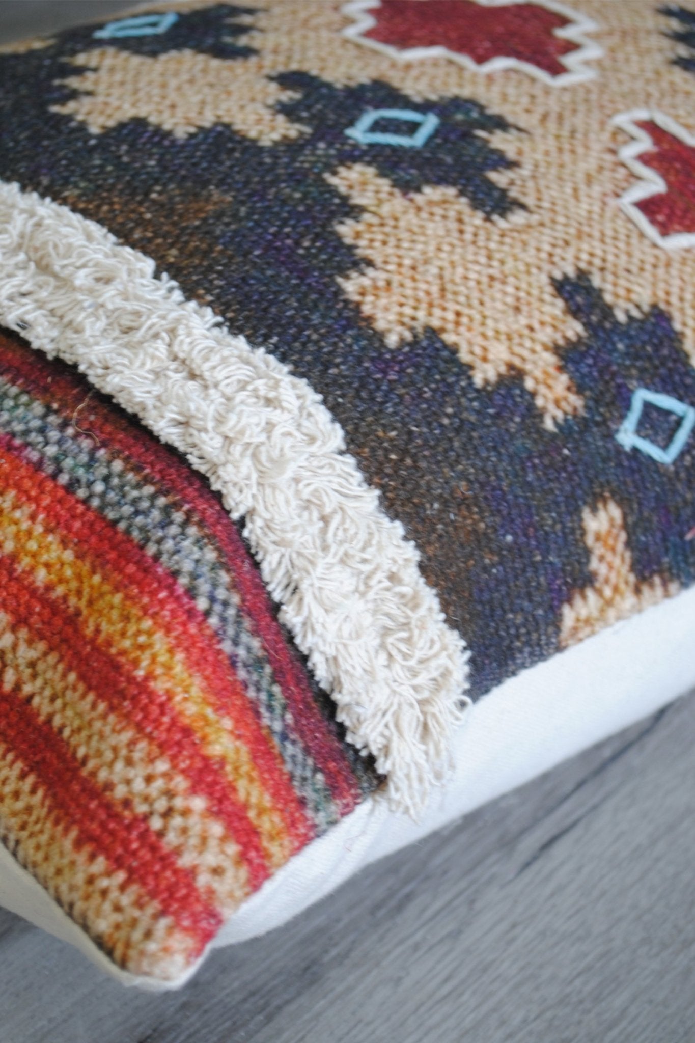 KALMIA - LUMBAR CUSHION COVER - ART AVENUE