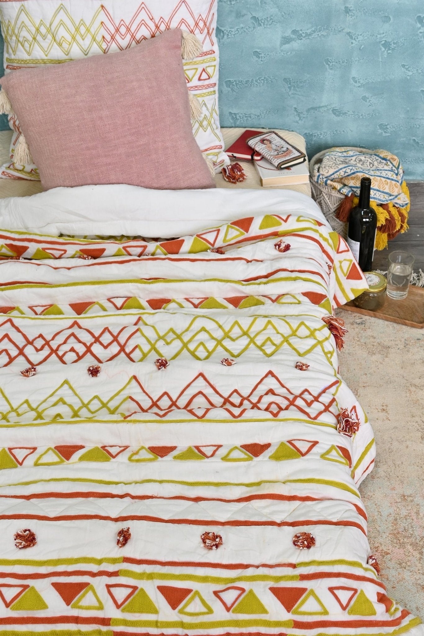 MACEDONIA QUILT/RAZAI SET WITH PILLOW COVERS - ART AVENUE