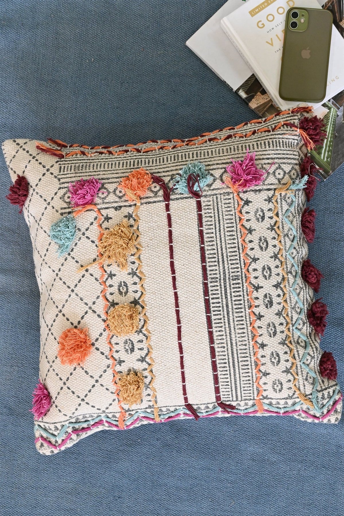 MAGNOM - SQUARE CUSHION COVER - ART AVENUE
