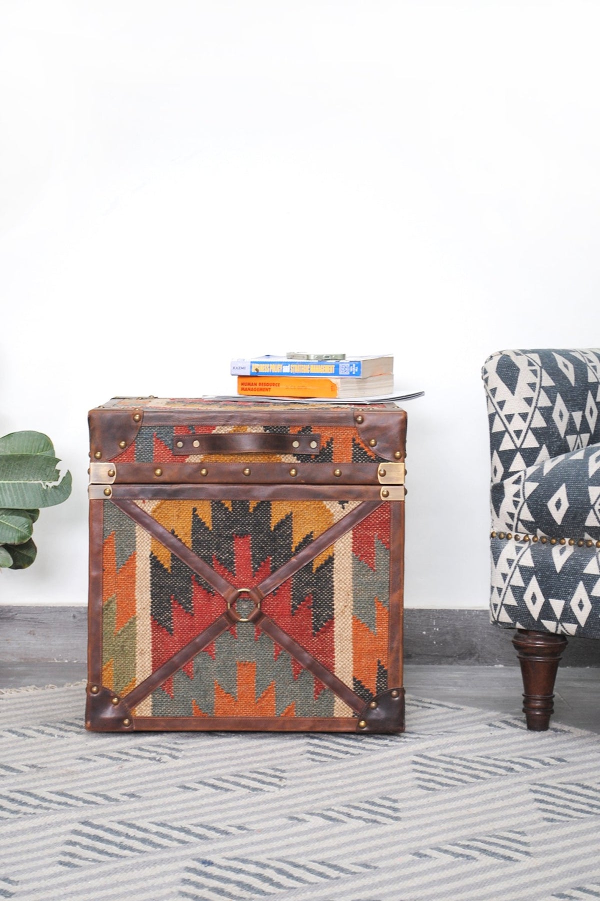 Kilim Storage Trunk — Art Avenue