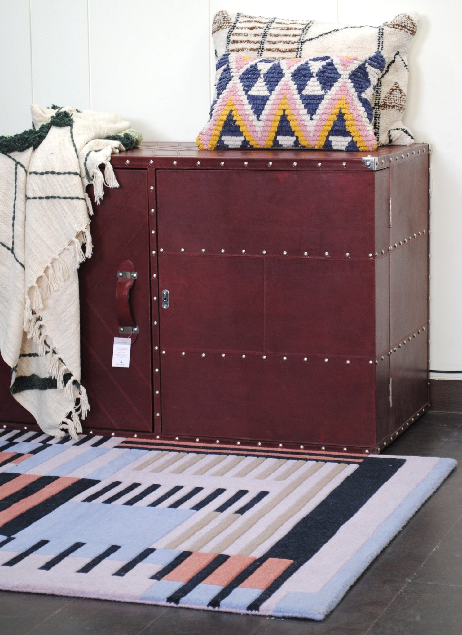 MOONWALK HANDTUFTED WOOL CARPET - ART AVENUE