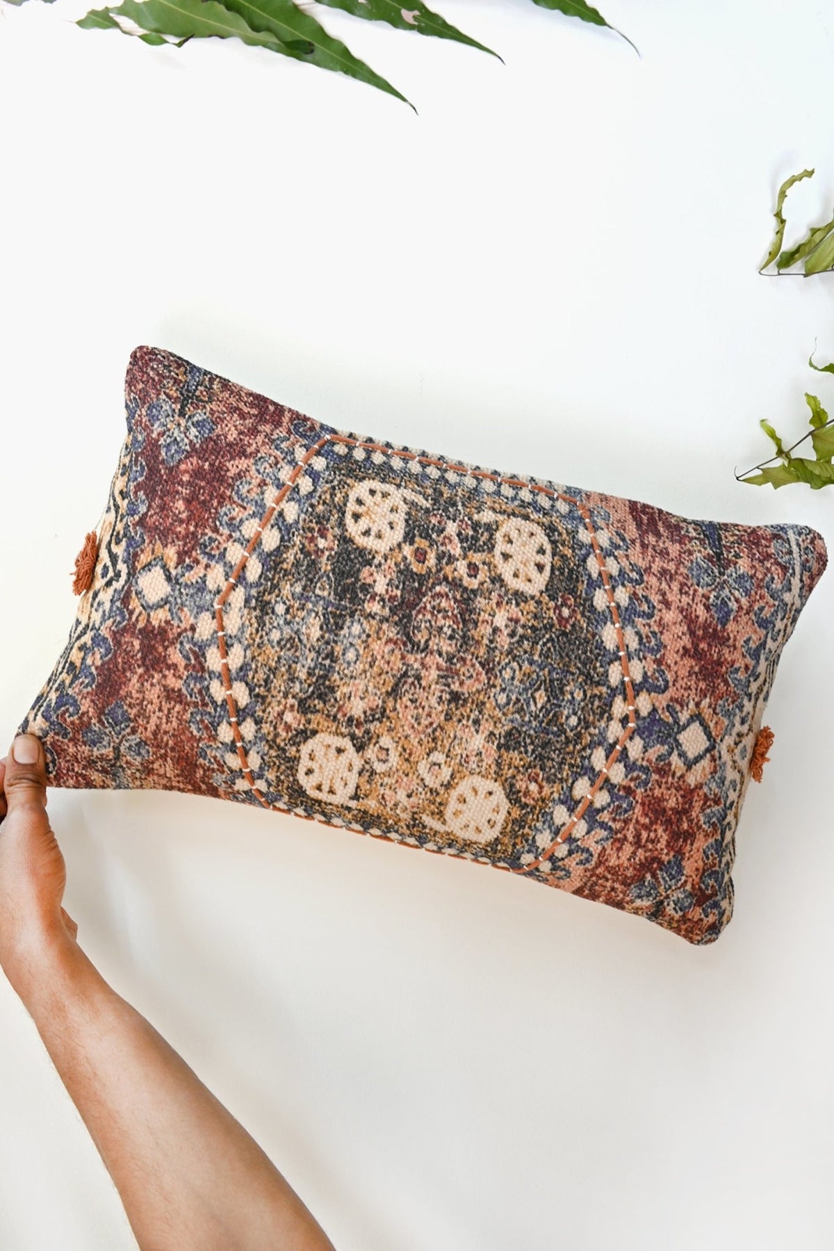 SAURUS - LUMBAR CUSHION COVER - ART AVENUE
