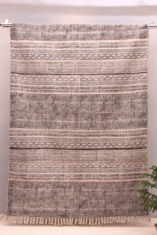 Block-Printed Cotton Dhurrie Rug in Black — Art Avenue