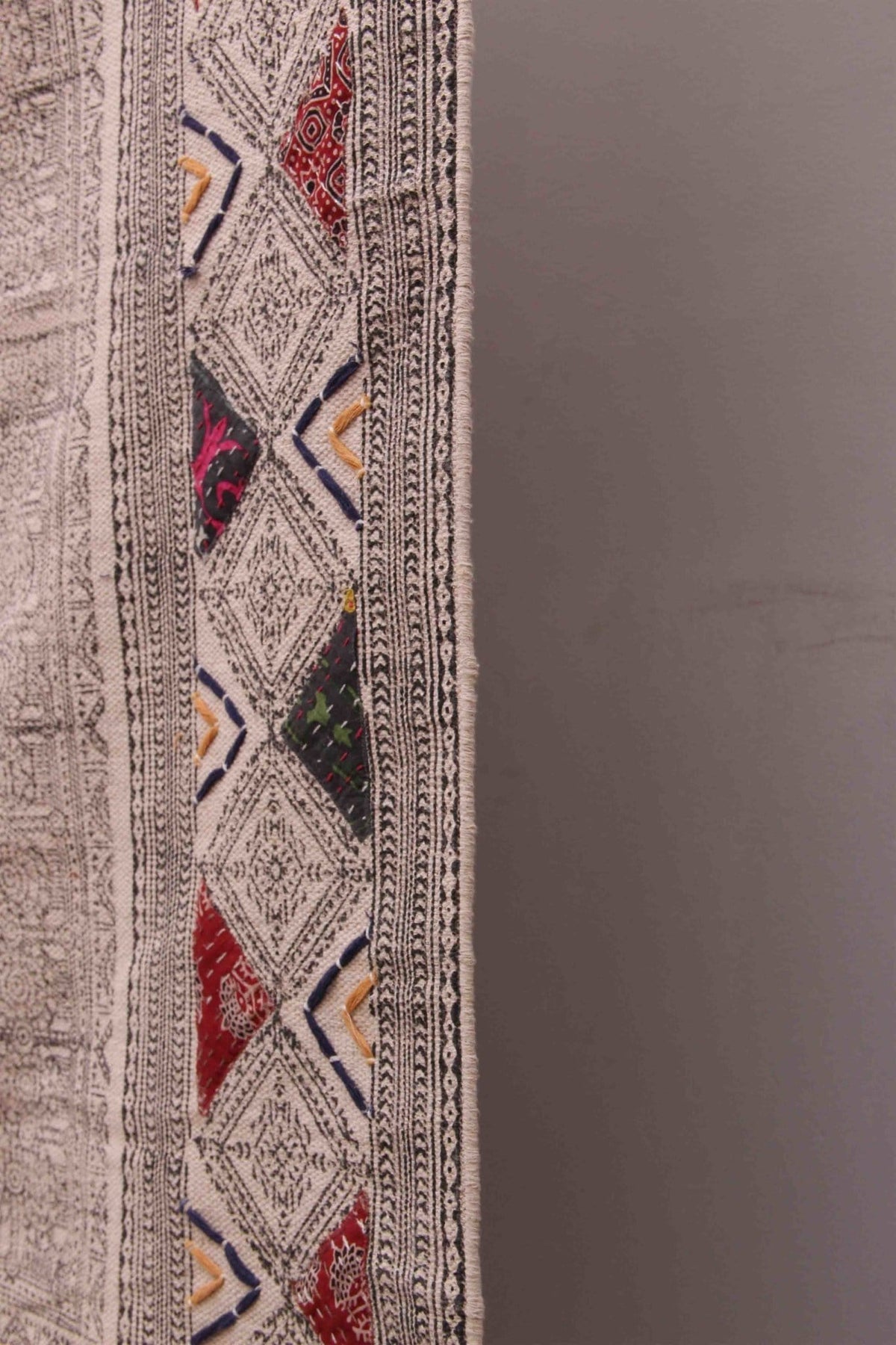 Seemly Block-Printed Cotton Dhurrie Rug in Black — Art Avenue
