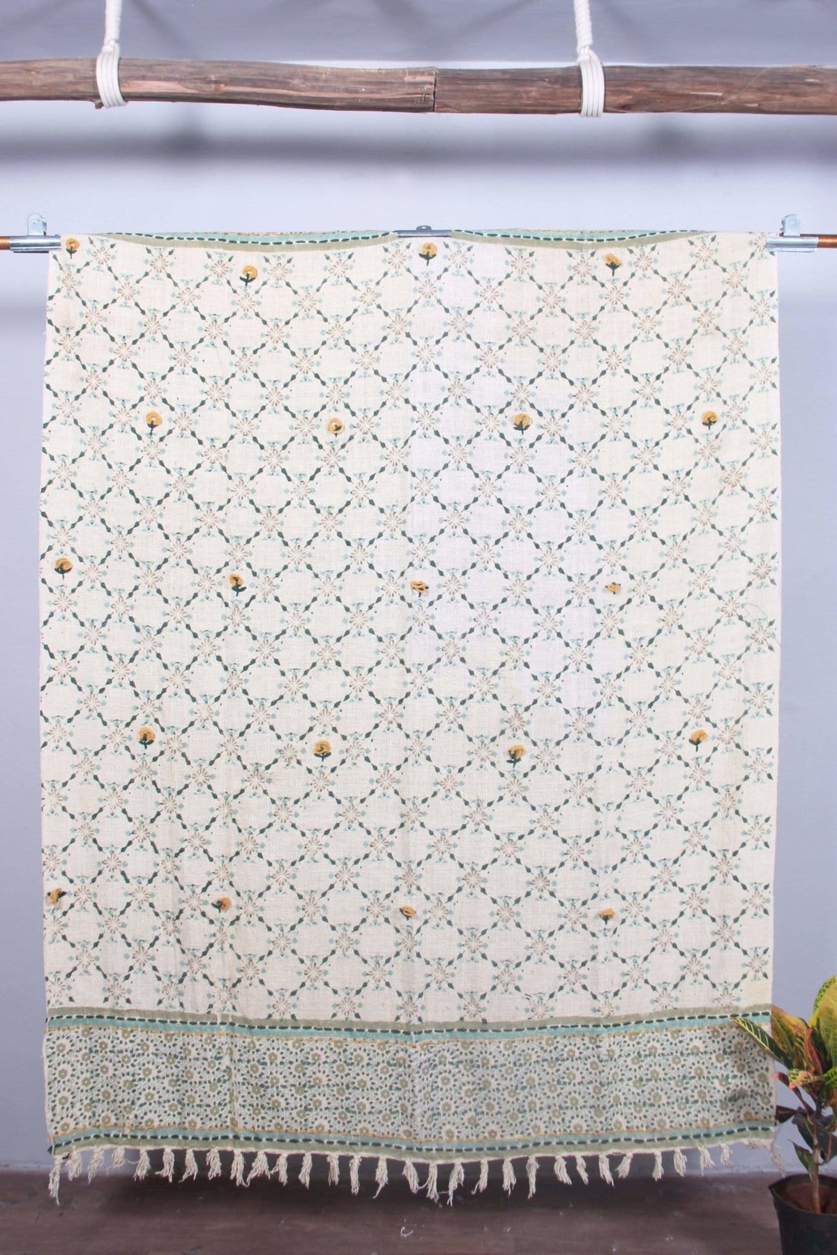 TATTERS - THROWS - ART AVENUE